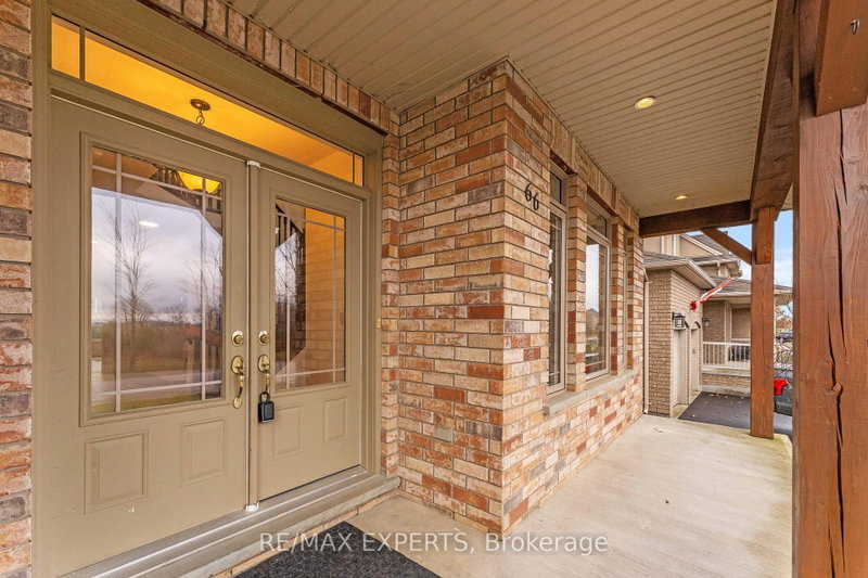 66 Schweitzer Crescent