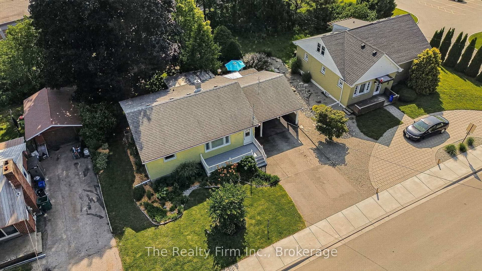 205 George Street • Ingersoll, ON photo 39