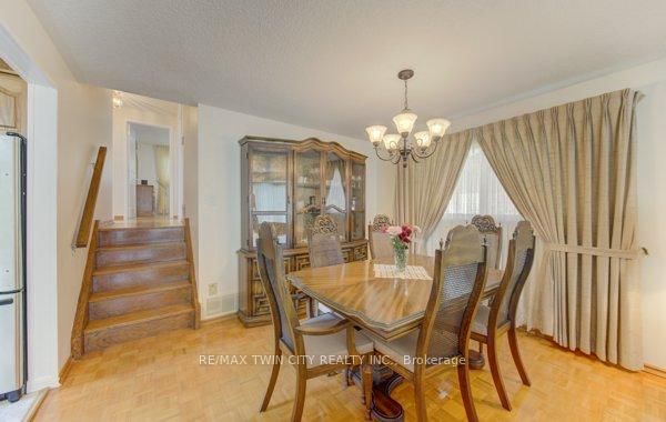 141 Hazelglen Drive • Kitchener, ON photo 10