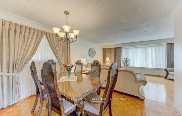 141 Hazelglen Drive • Kitchener, ON photo 11