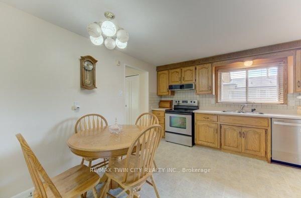 141 Hazelglen Drive • Kitchener, ON photo 17
