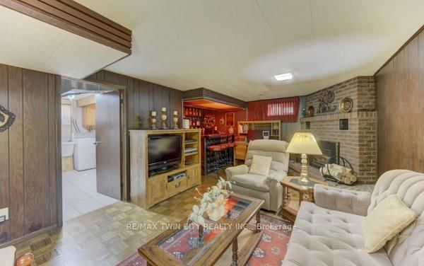 141 Hazelglen Drive • Kitchener, ON photo 29