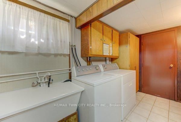 141 Hazelglen Drive • Kitchener, ON photo 32