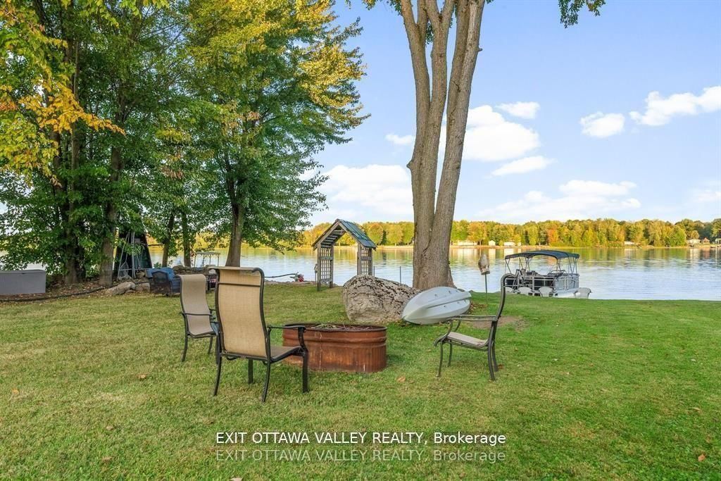 44 LACROIX BAY Road • Westmeath, ON photo 24