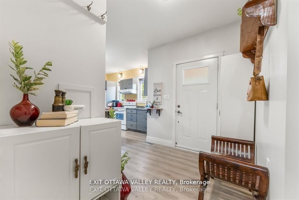 44 LACROIX BAY Road • Westmeath, ON photo 8