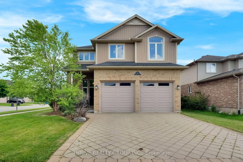 1903 Jubilee Crescent