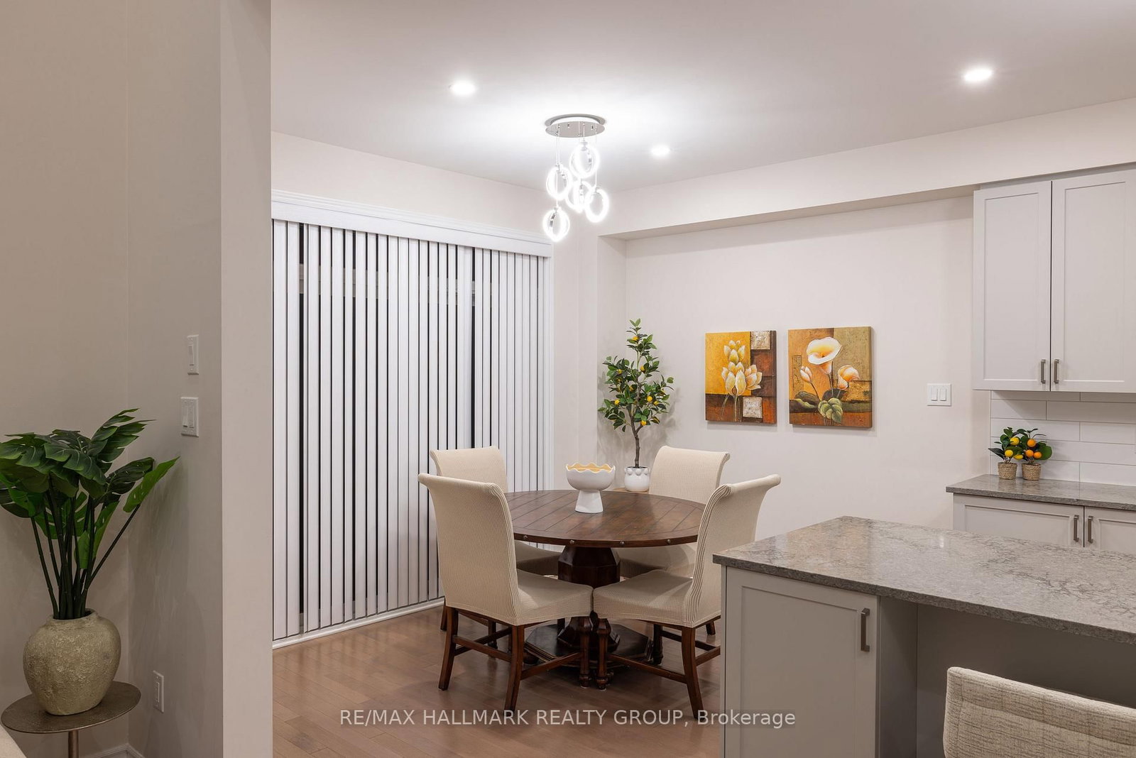 57 Zaatiik Grove • Ottawa, ON photo 22