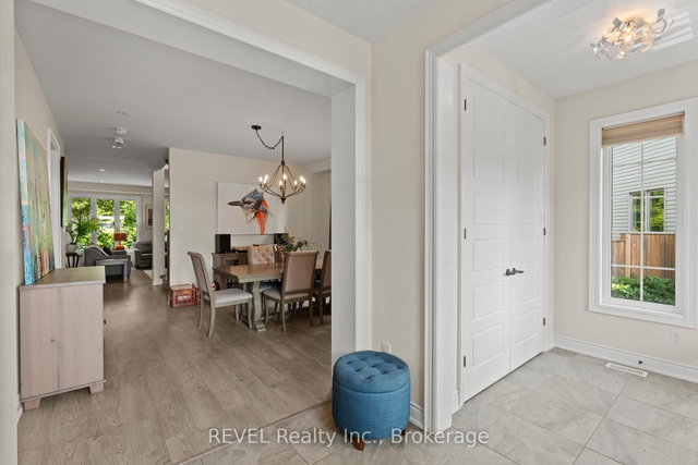 8517 Sweet Chestnut Drive
