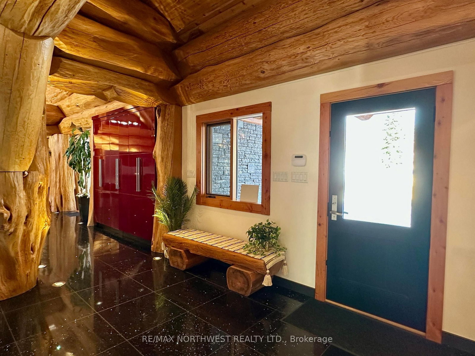 76 MIDDLE LAKE/WINNIPEG RIVER • Kenora, ON photo 29