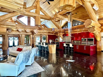 76 MIDDLE LAKE/WINNIPEG RIVER • Kenora, ON photo 5