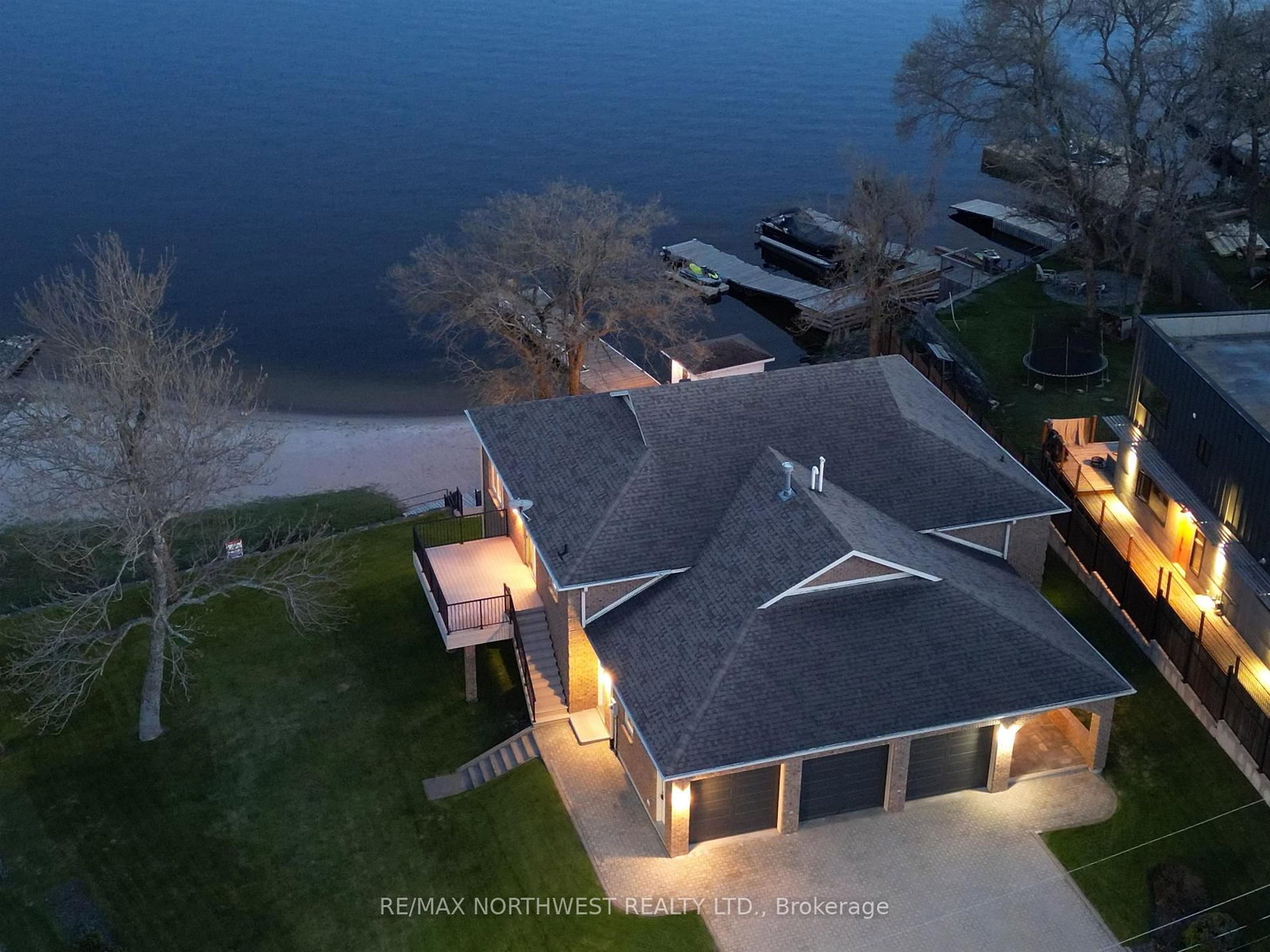 110 Lakeside Crescent • Kenora, ON photo 4