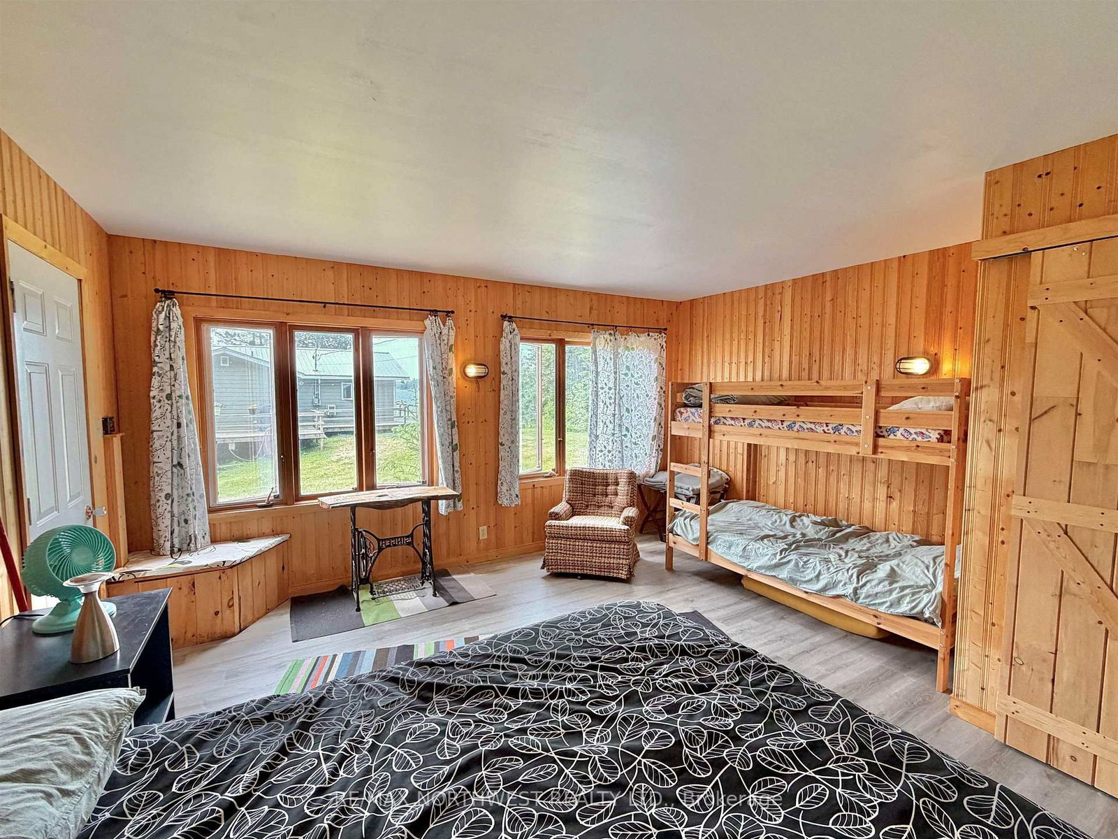 281 Caliper Lake • Sioux Narrows-Nestor Falls, ON photo 32