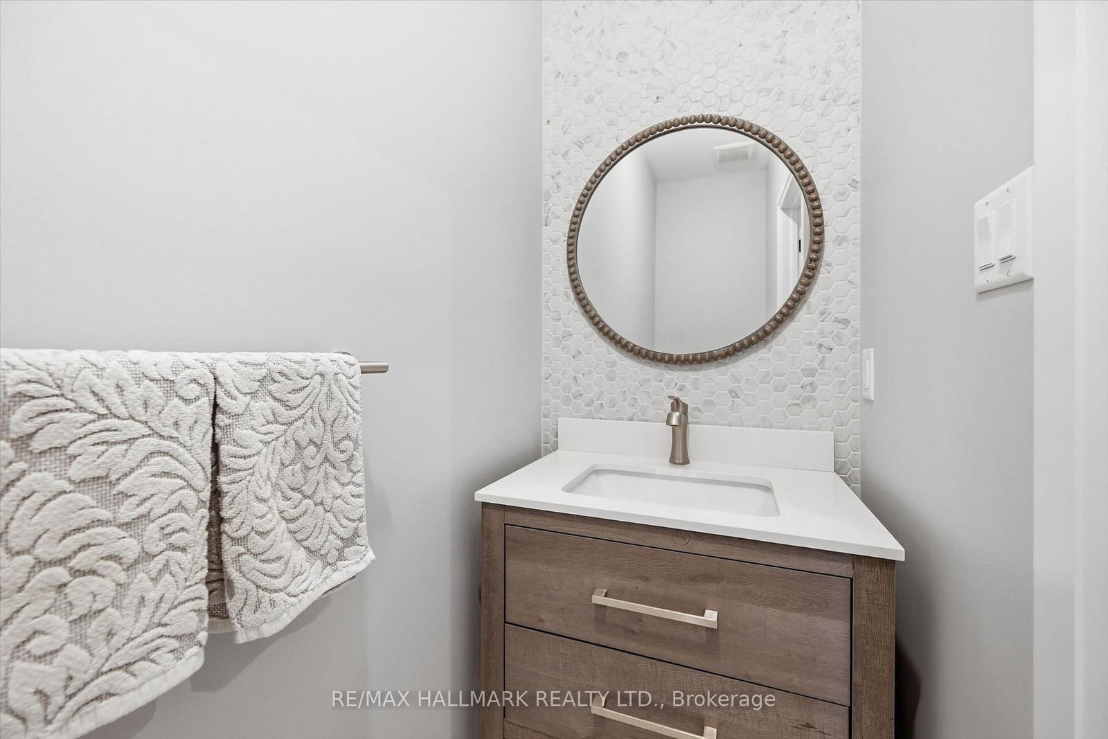 18 Kramer Court • Haldimand, ON photo 33