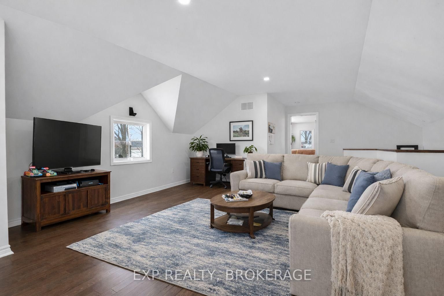 3855 HIDEAWAY Lane • Battersea, ON photo 15