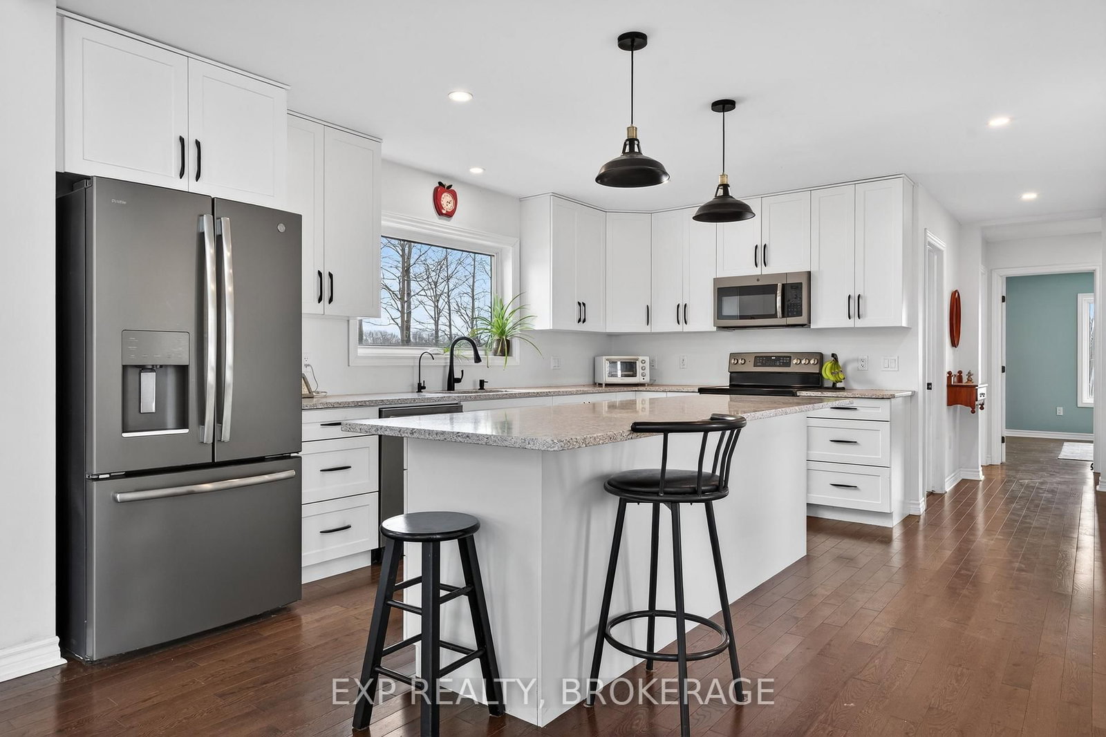3855 HIDEAWAY Lane • Battersea, ON photo 6