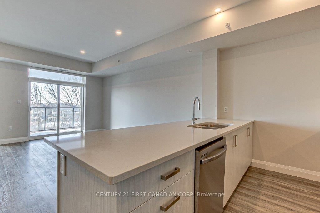 305 - 200 Callaway Road, London North 4