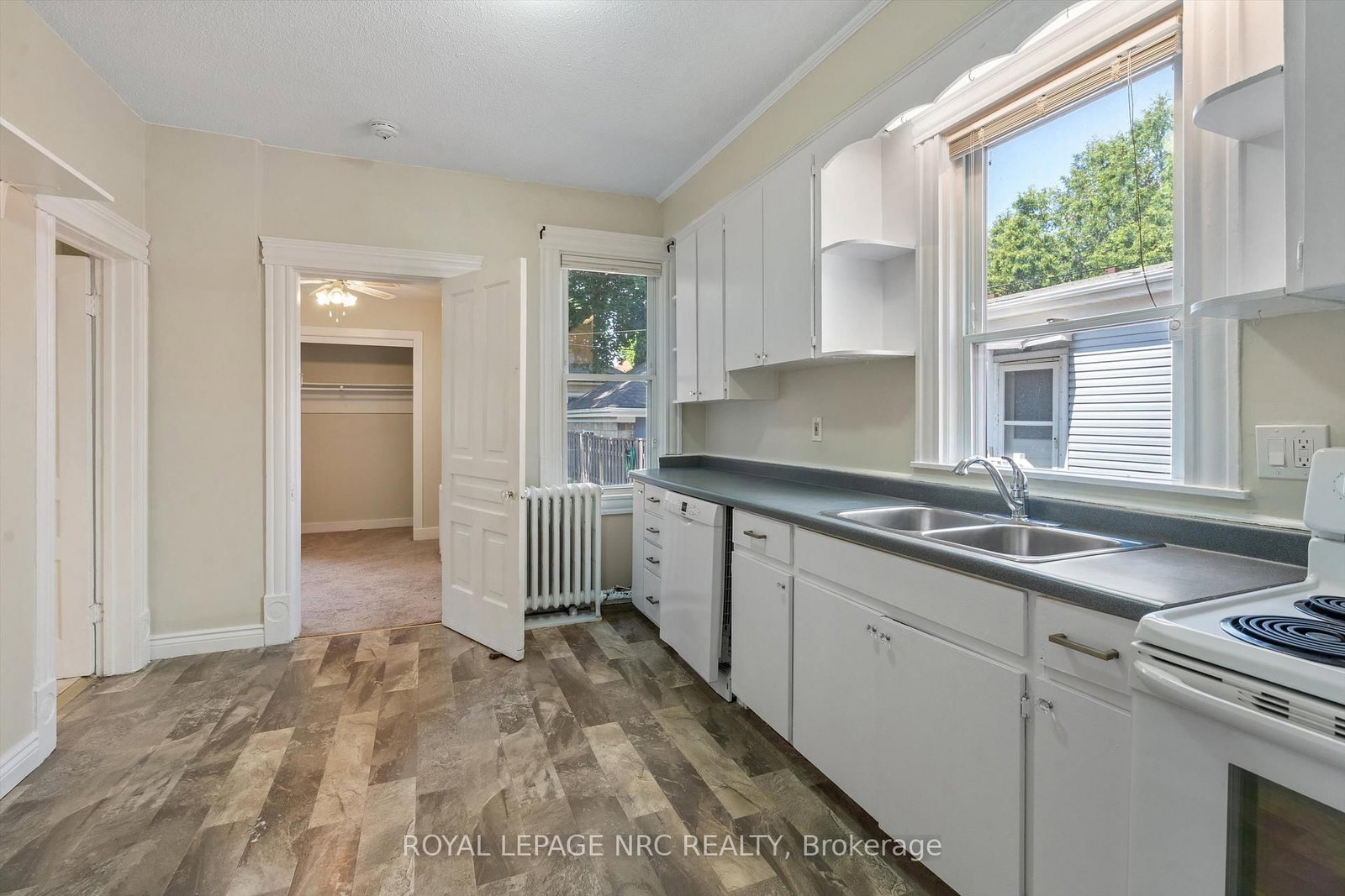 7 Beecher Street • St. Catharines, ON photo 10