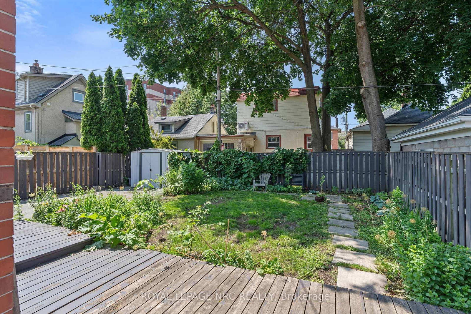 7 Beecher Street • St. Catharines, ON photo 33