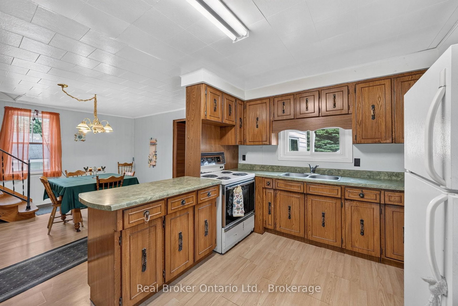 9033 Erin Garafraxa Townline • Erin, ON photo 20