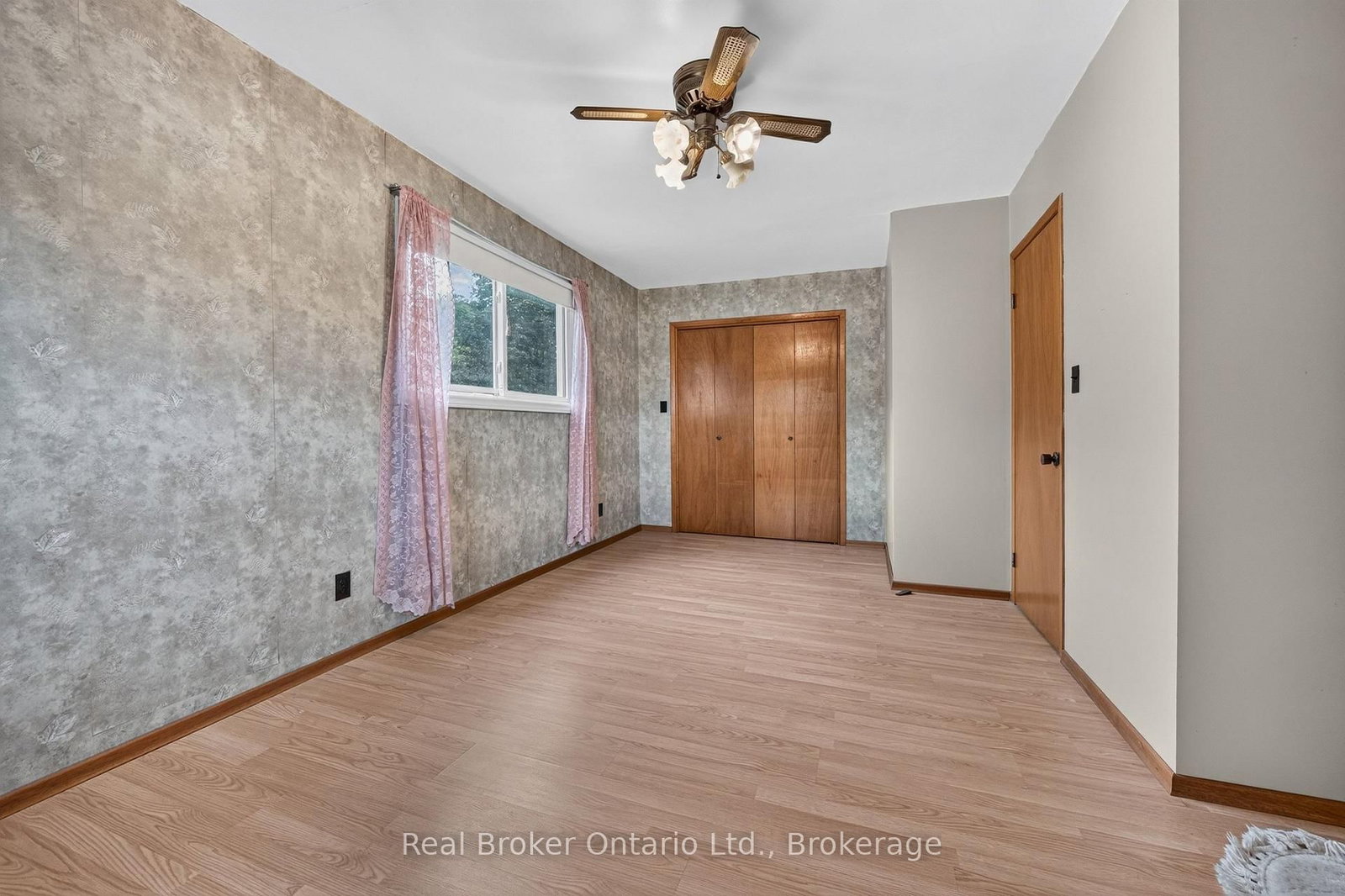 9033 Erin Garafraxa Townline • Erin, ON photo 27