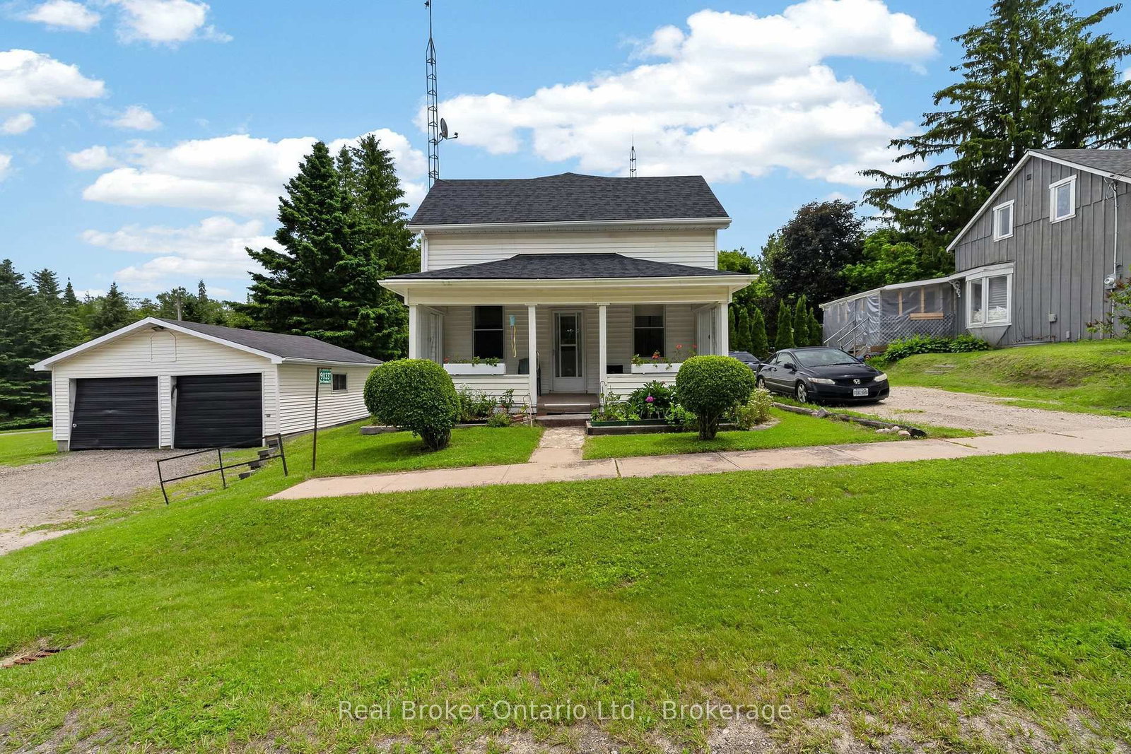 9033 Erin Garafraxa Townline • Erin, ON photo 6
