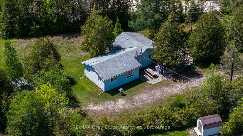 181 Woodland Circle, Chatsworth