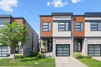 Townhouse sold at 92-60 Arkell Road, Guelph, Ontario, N1L 0N8 - Kortright East - MLS: X13511420