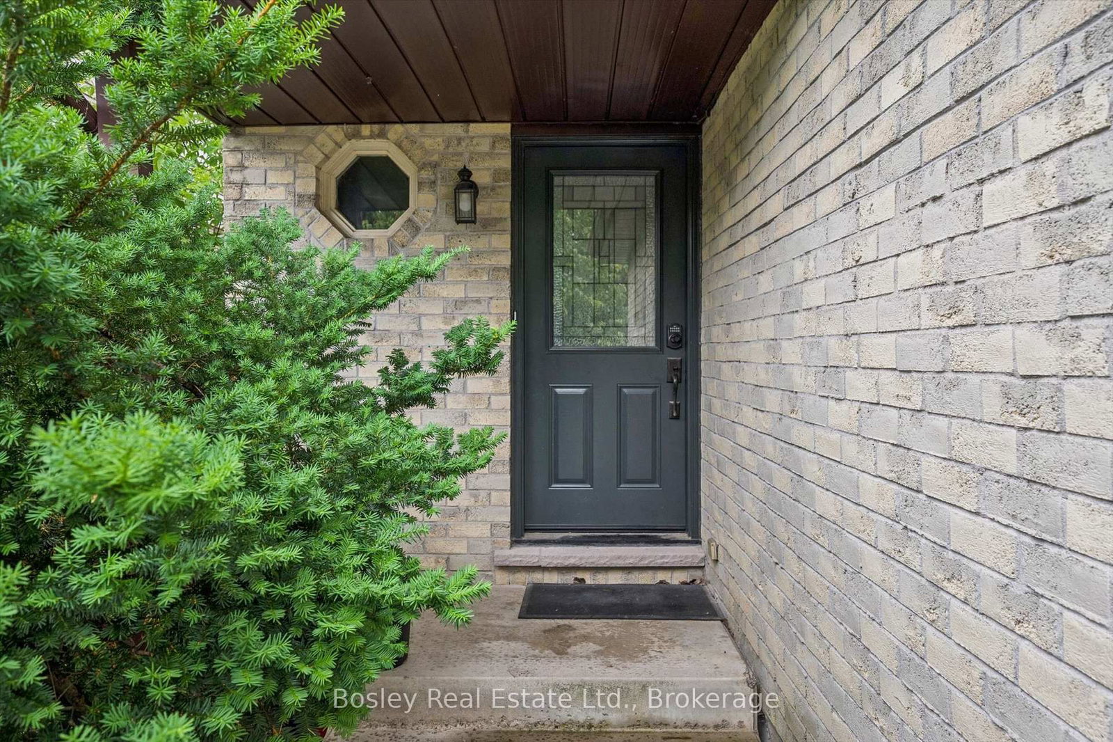 55 Koch Drive • Guelph, ON photo 5