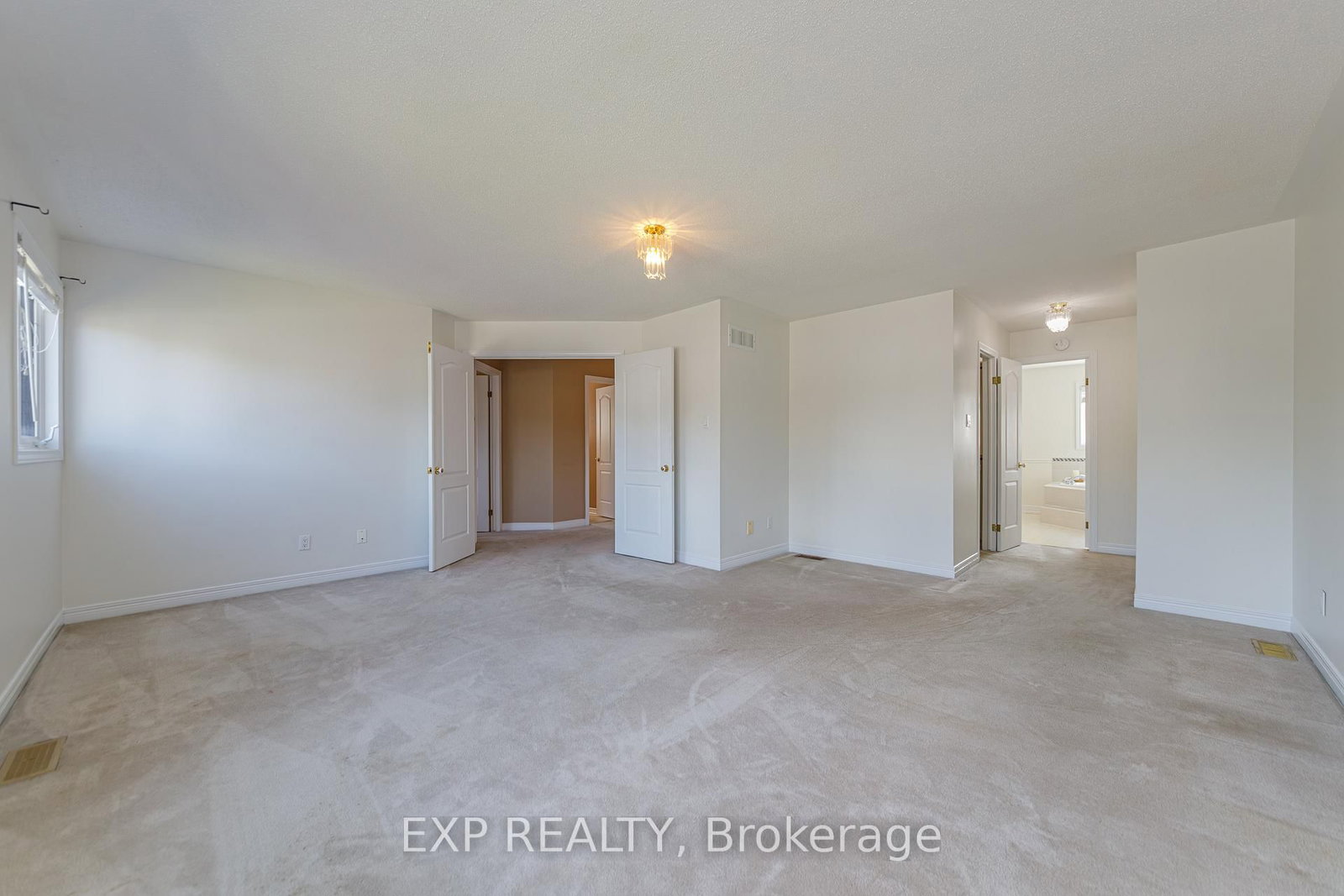 40 Newborough Crescent • Ottawa, ON photo 32