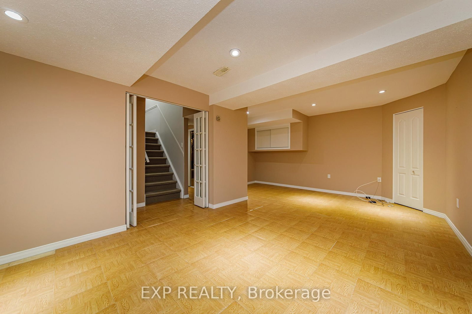 40 Newborough Crescent • Ottawa, ON photo 36
