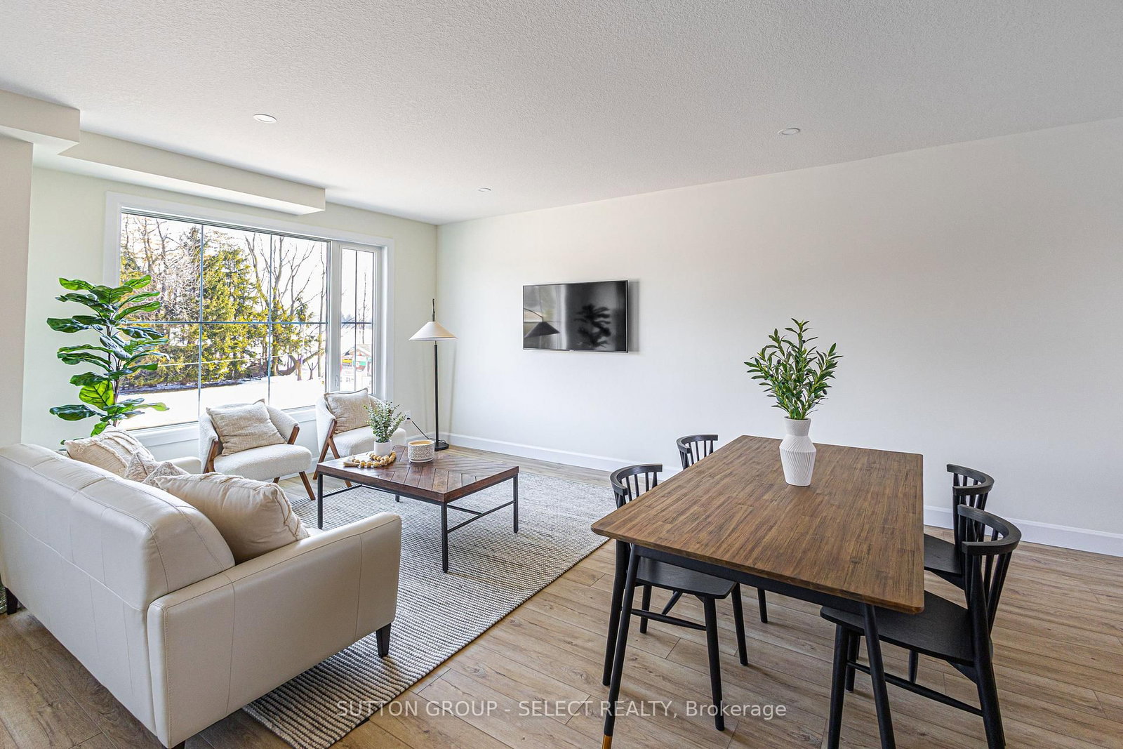 233 Upper Queen Street • #4 • Thames Centre, ON photo 6