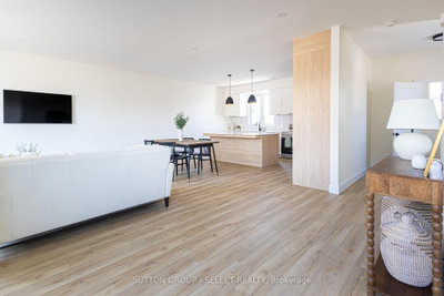 233 Upper Queen Street • #4 • Thames Centre, ON photo 7