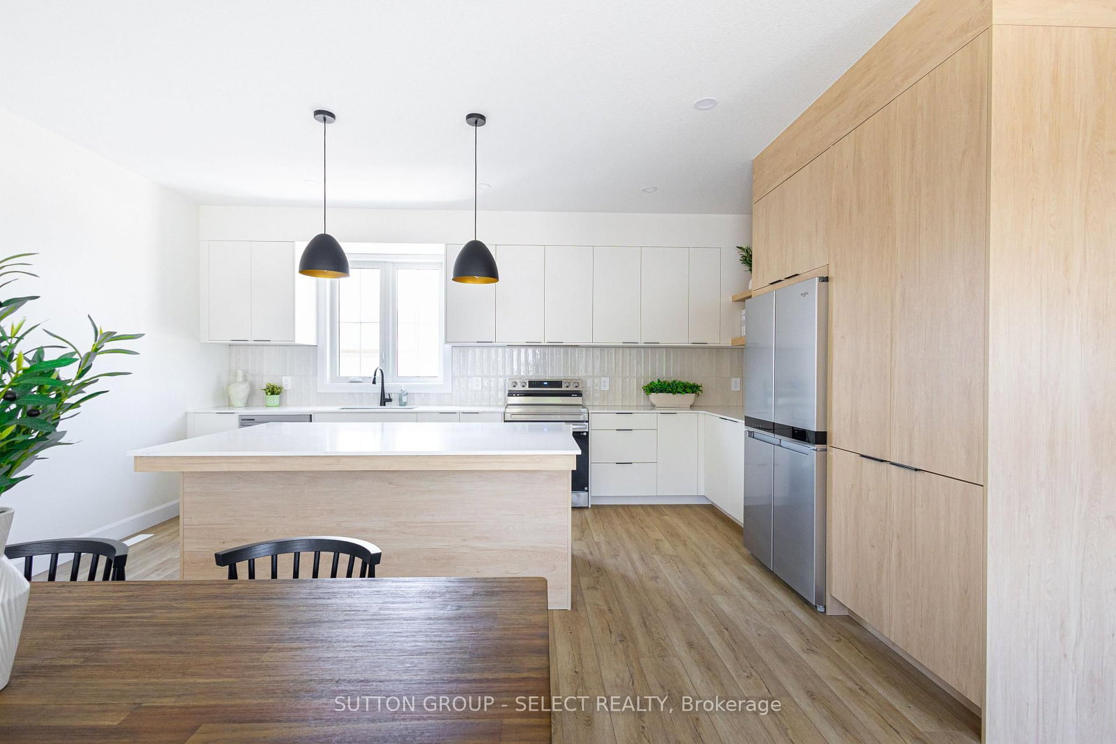 233 Upper Queen Street • #2 • Thames Centre, ON photo 10