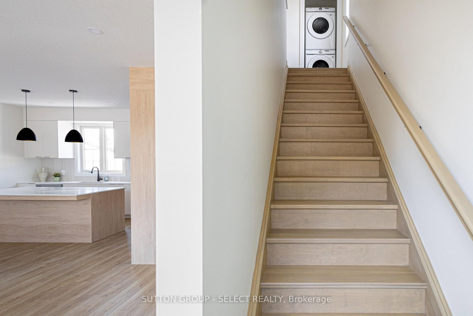 233 Upper Queen Street • #2 • Thames Centre, ON photo 19