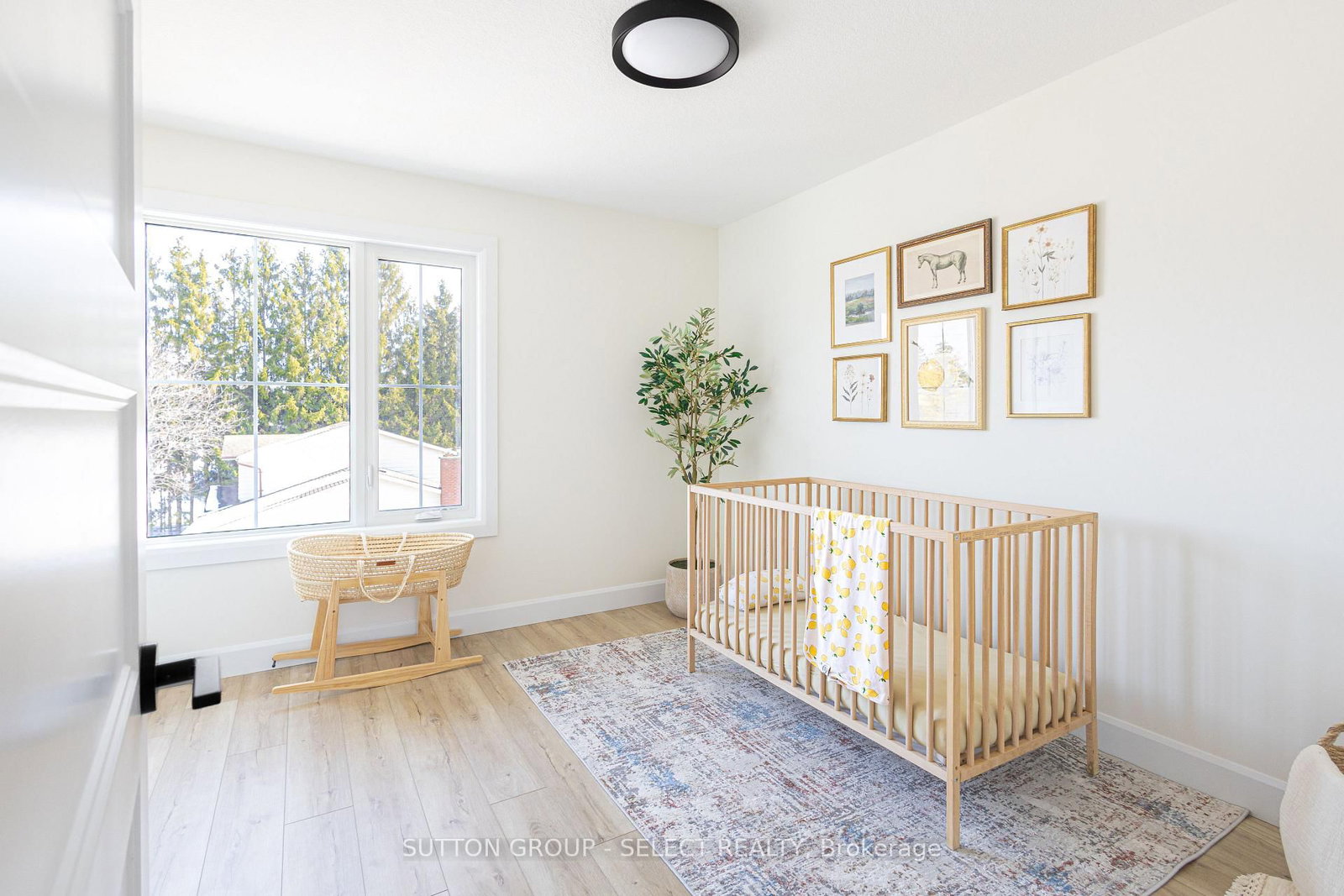 233 Upper Queen Street • #2 • Thames Centre, ON photo 23