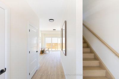 233 Upper Queen Street • #2 • Thames Centre, ON photo 4