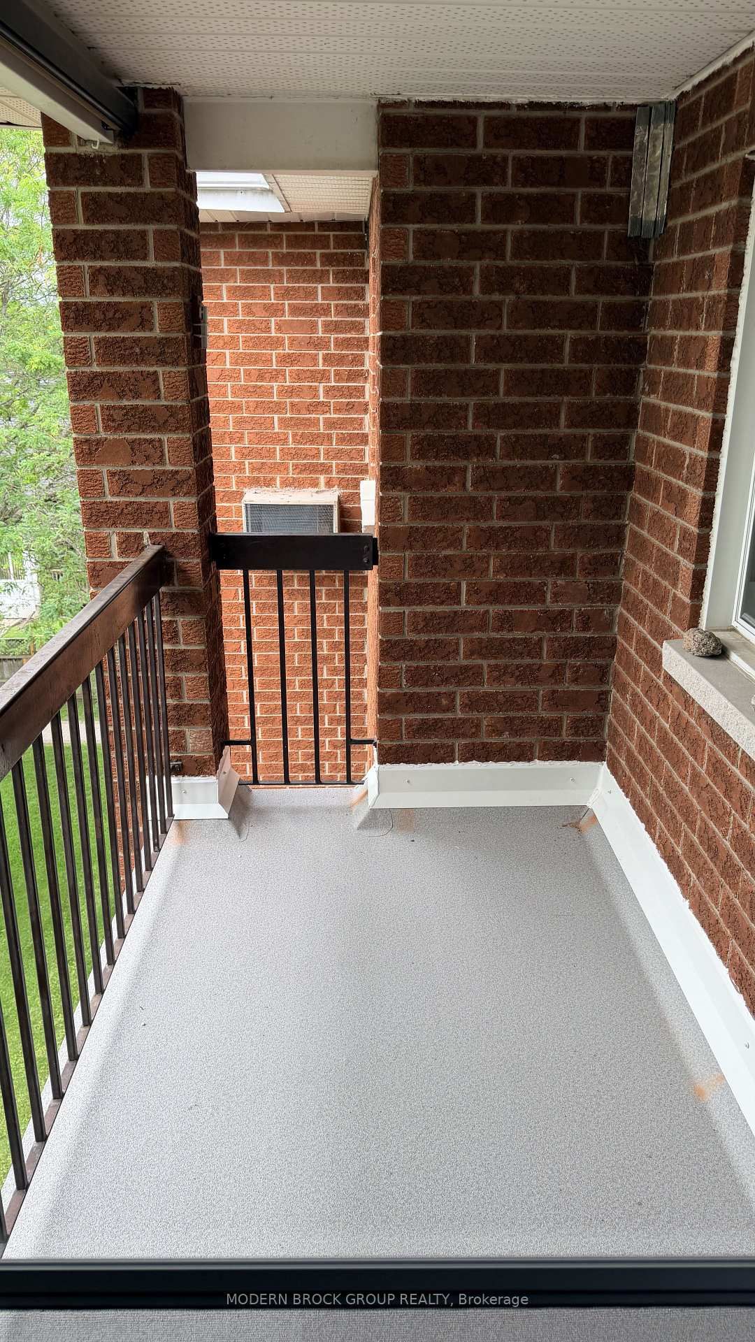21 Liston Avenue • #405 • Brockville, ON photo 10