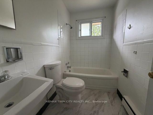Room2