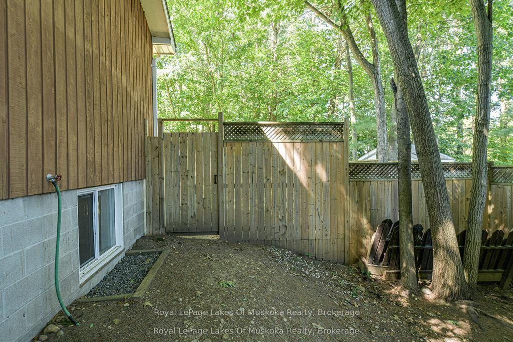 115 Douglas Street • Gravenhurst, ON photo 16