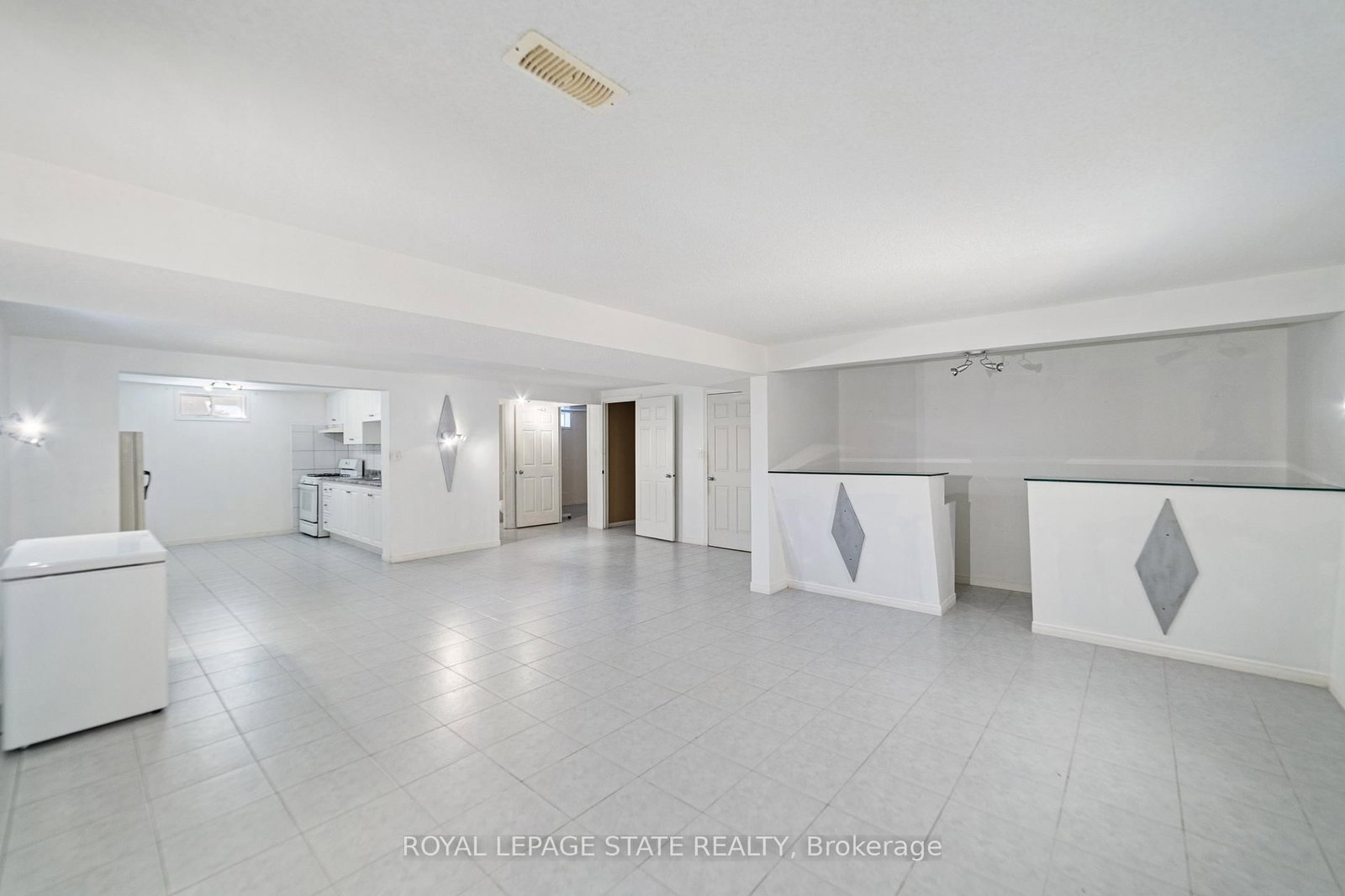 96 W Second Road • Hamilton, ON photo 29