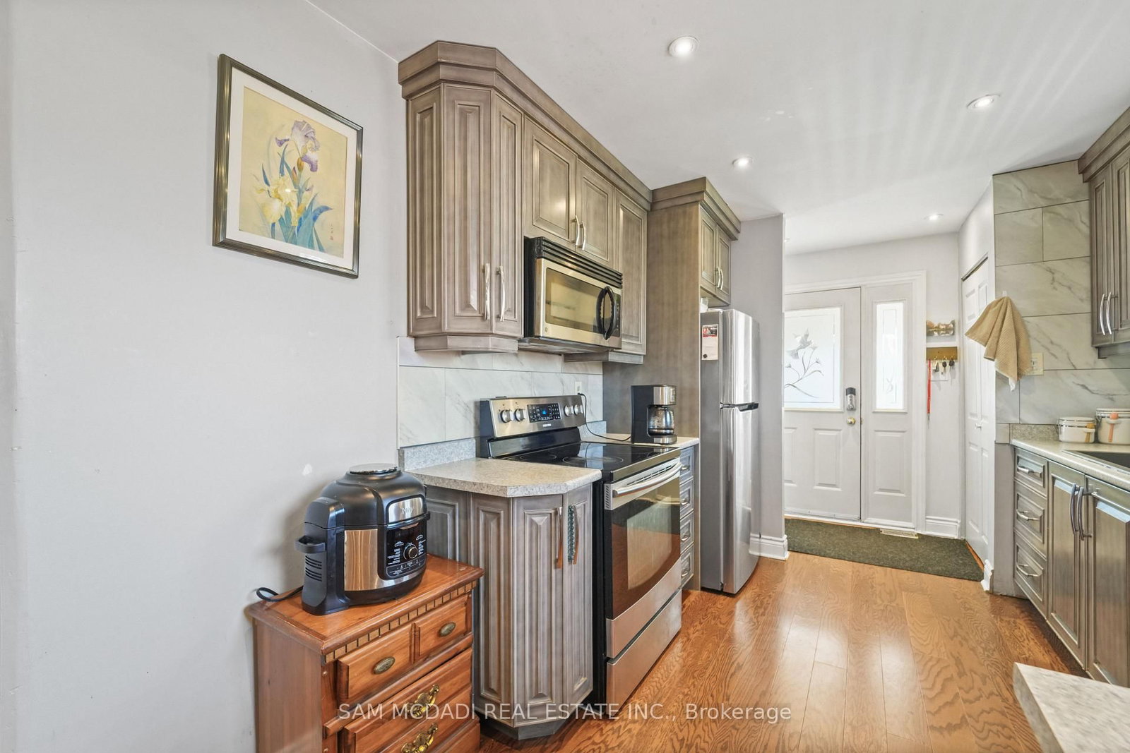 79 Locheed Drive • Hamilton, ON photo 13