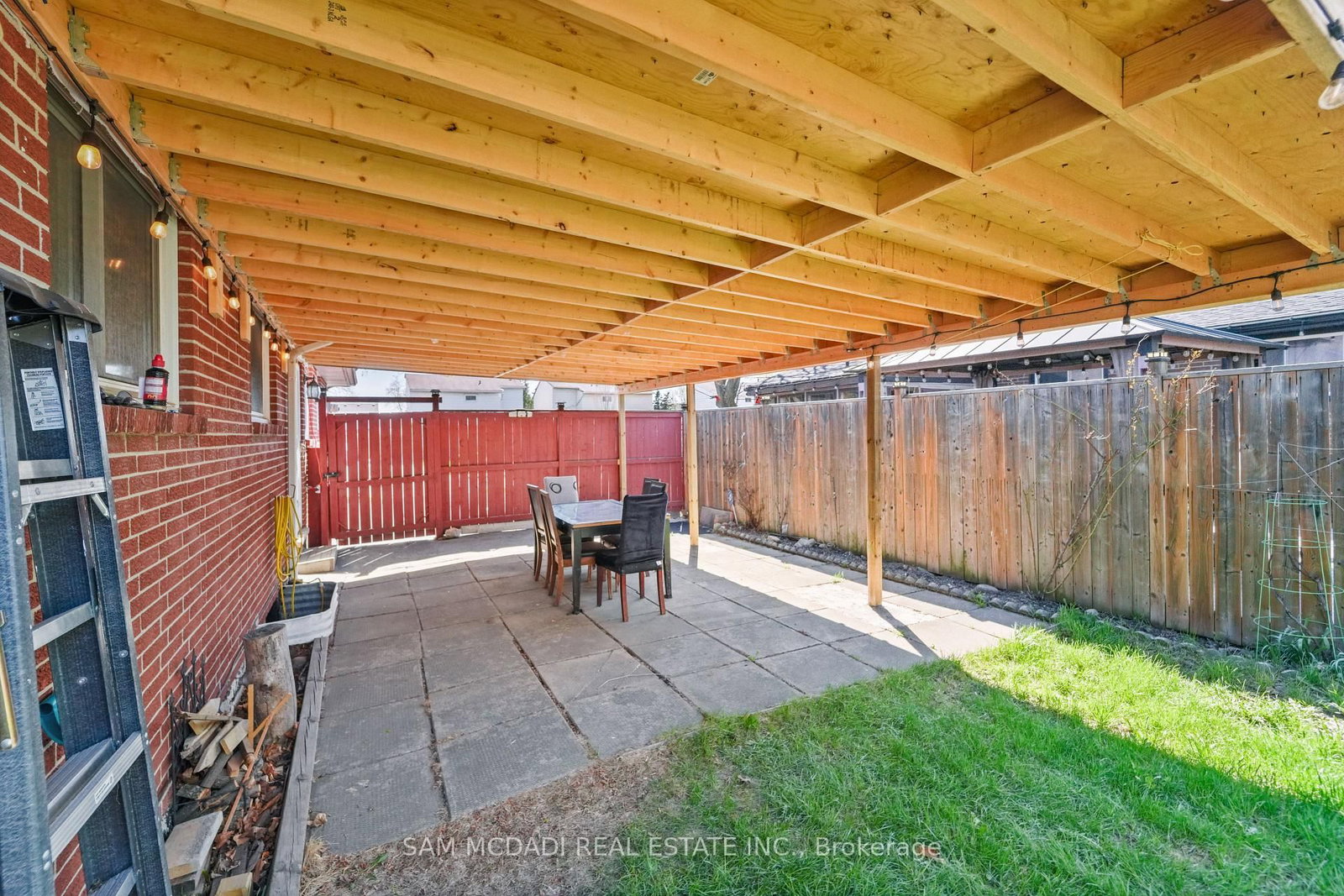 79 Locheed Drive • Hamilton, ON photo 35