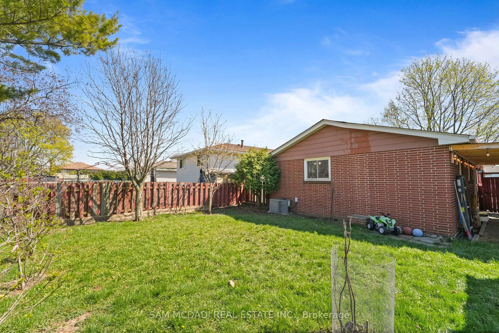 79 Locheed Drive • Hamilton, ON photo 39