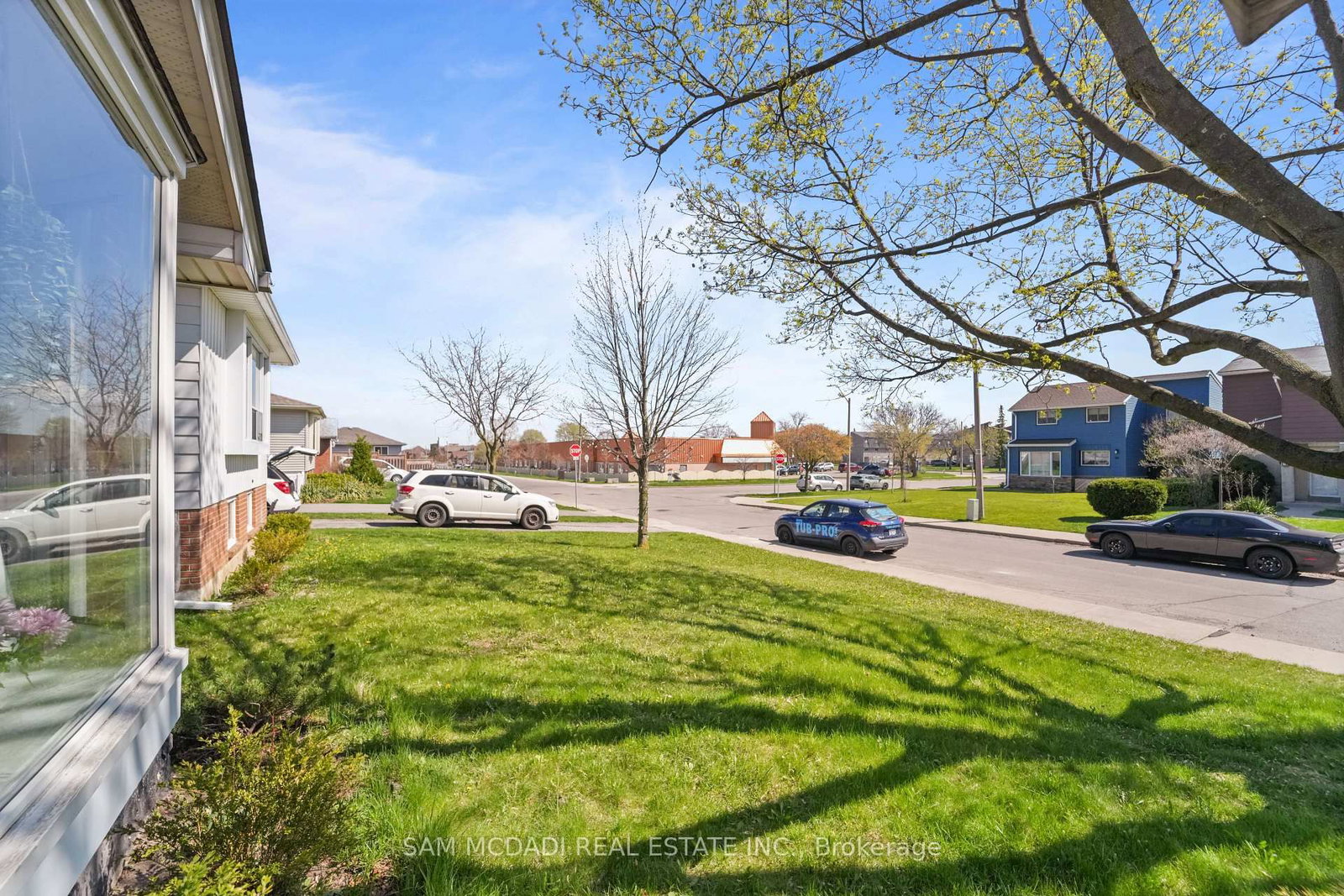 79 Locheed Drive • Hamilton, ON photo 44