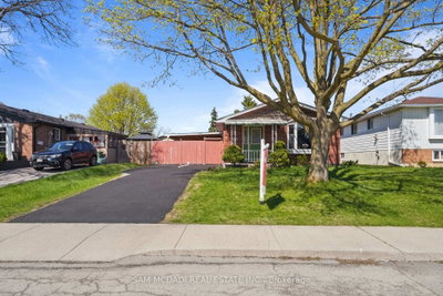 79 Locheed Drive • Hamilton, ON photo 5
