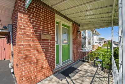 79 Locheed Drive • Hamilton, ON photo 6