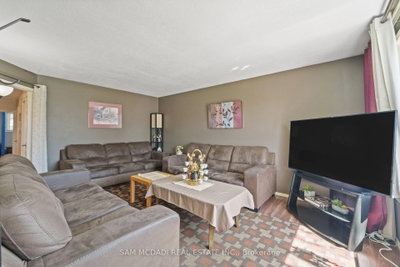 79 Locheed Drive • Hamilton, ON photo 8