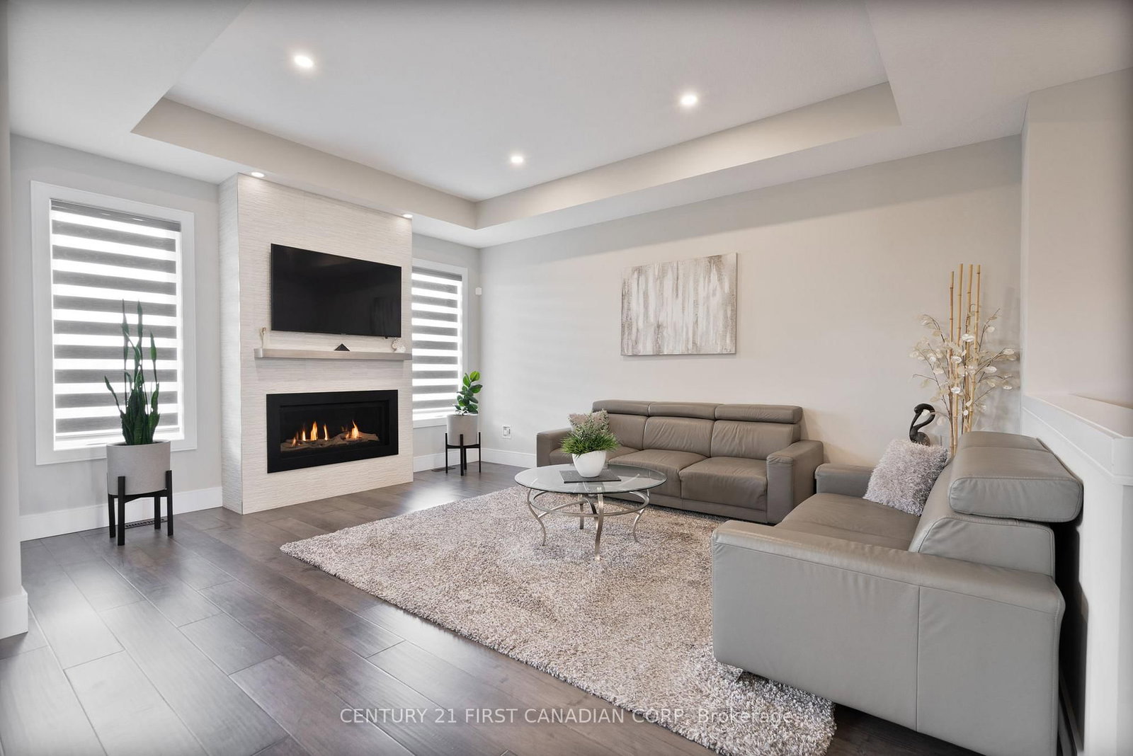 16 Foxborough Place • Thames Centre, ON photo 14
