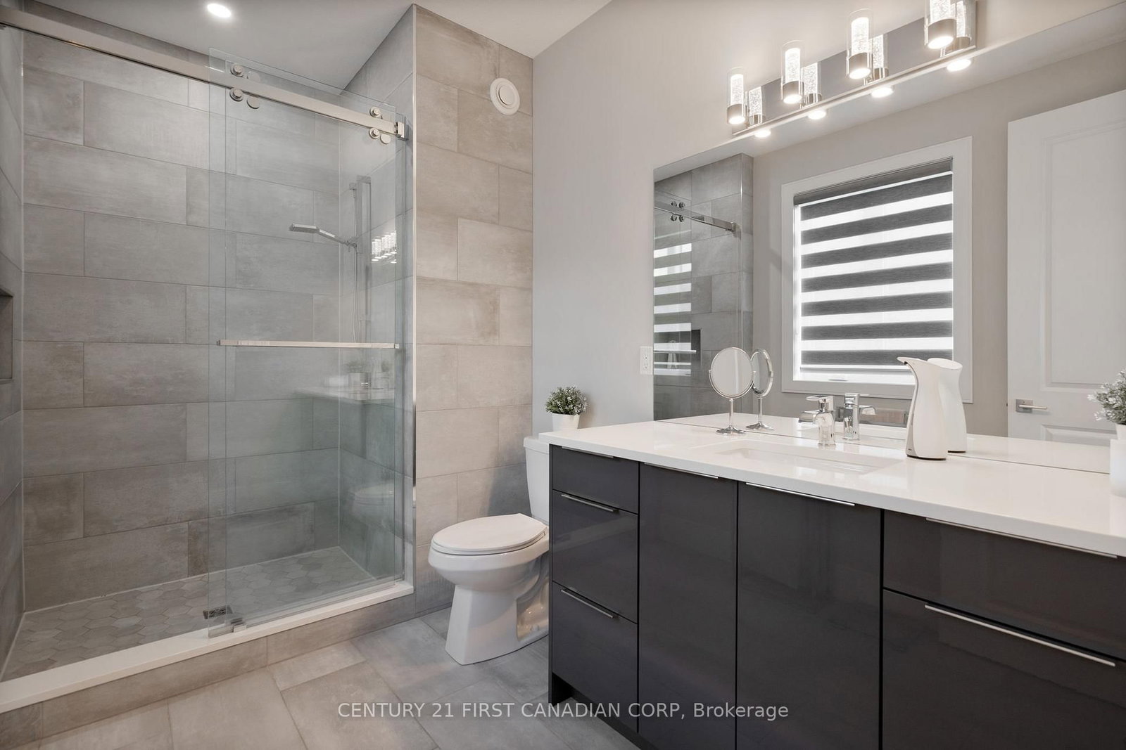 16 Foxborough Place • Thames Centre, ON photo 24