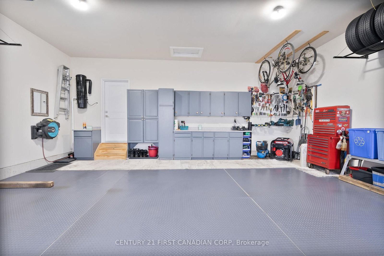 16 Foxborough Place • Thames Centre, ON photo 36